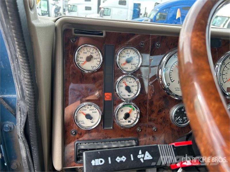 International 5900i وحدات الجر
