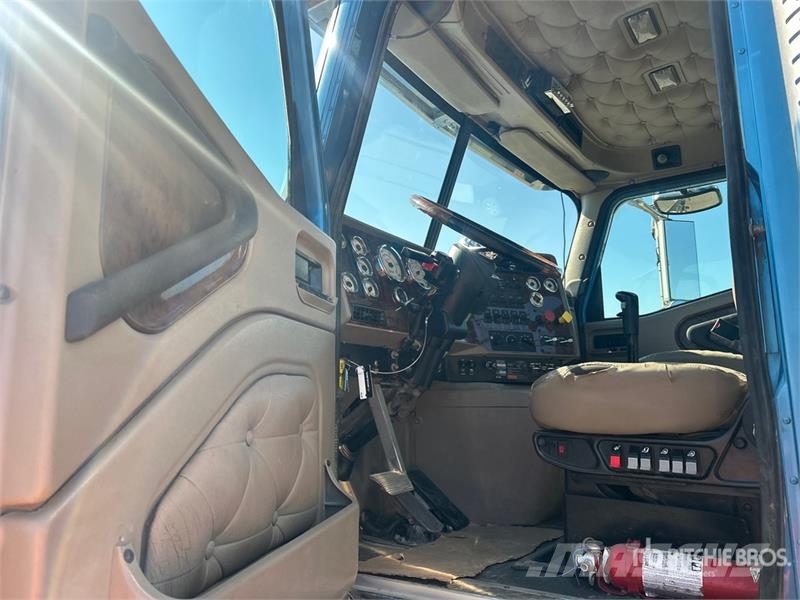 International 5900i وحدات الجر