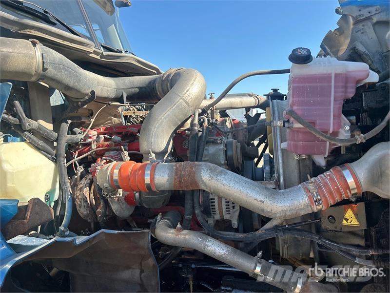 International 5900i وحدات الجر