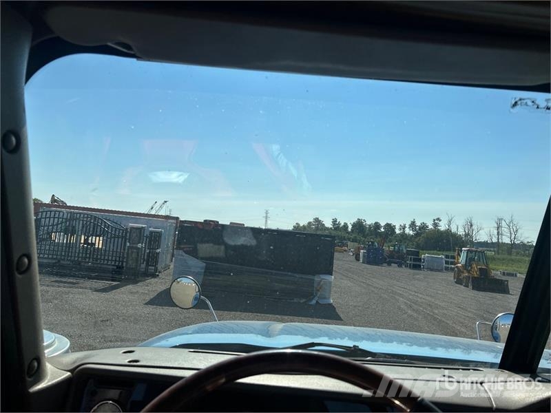 International 5900i وحدات الجر