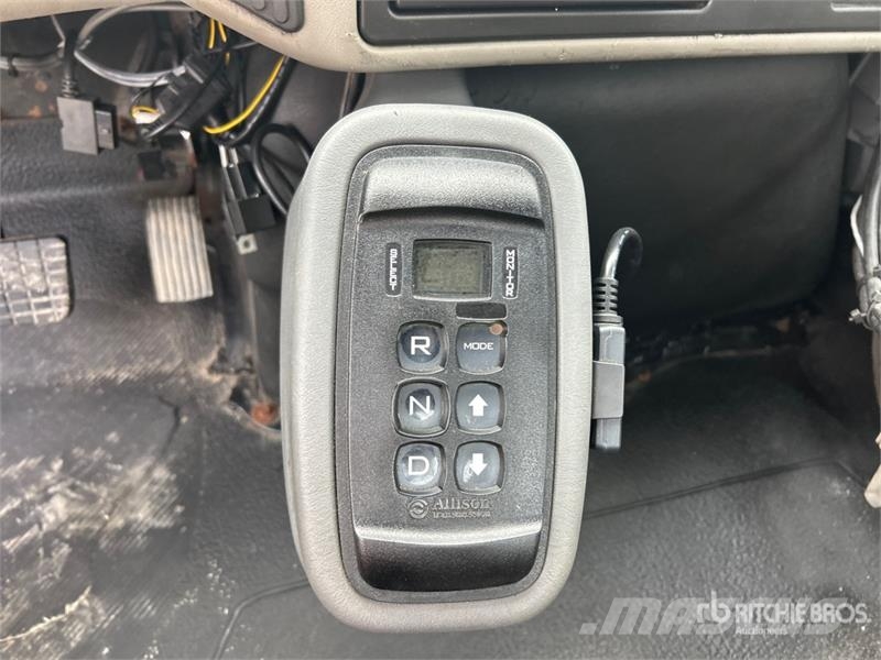 International 7400 Komunalna vozila