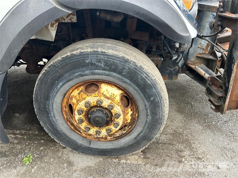 International 7400 Komunalna vozila