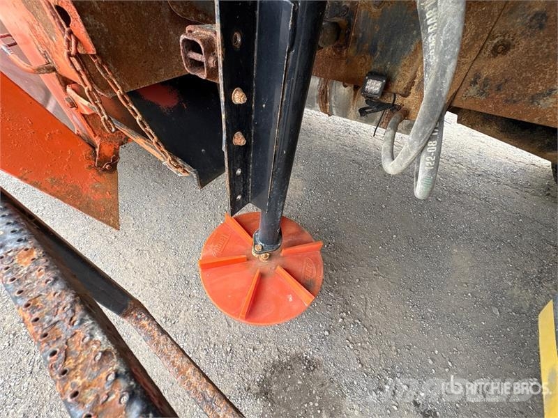 International 7400 Közúti karbantartó haszongépek