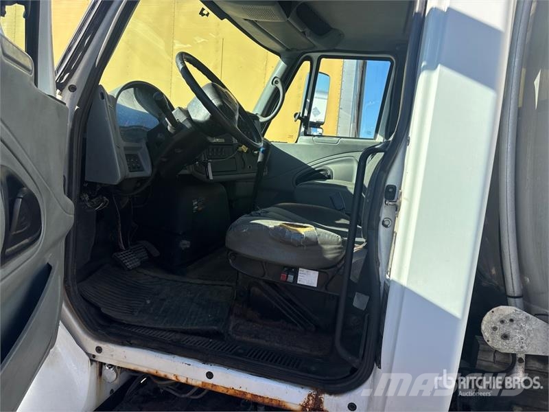 International 7400 Ūdens mašīnas