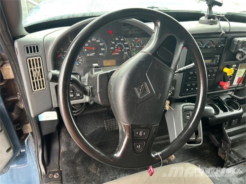 International 7400 Auto košare