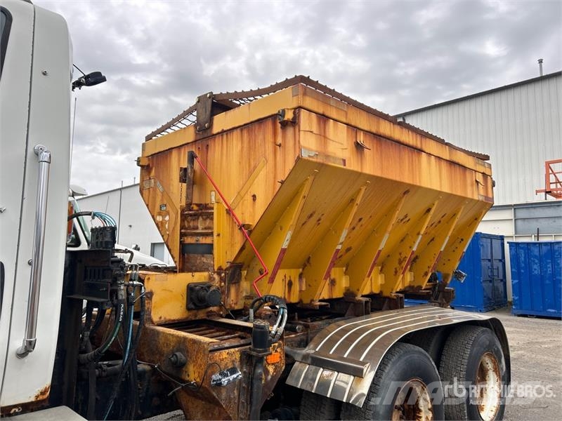 International 7400 Komunalna vozila