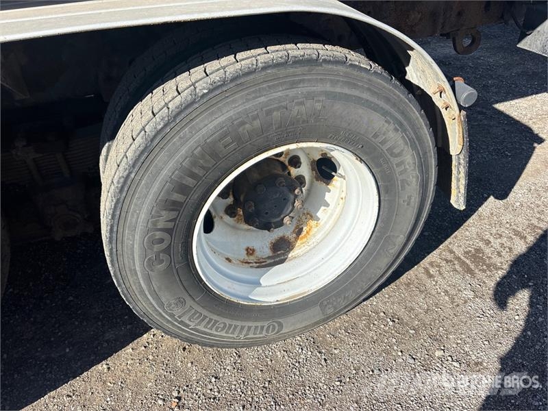 International 7400 Ūdens mašīnas