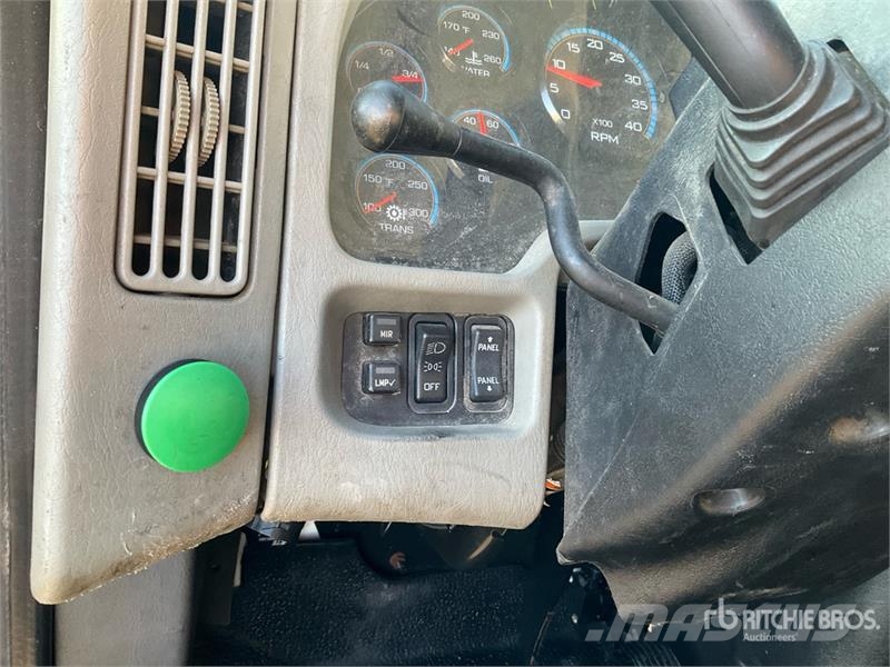 International 7400 Камиони за отпадъци