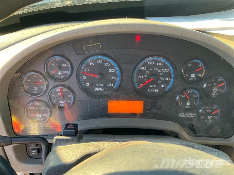 International 7400 Камиони за отпадъци