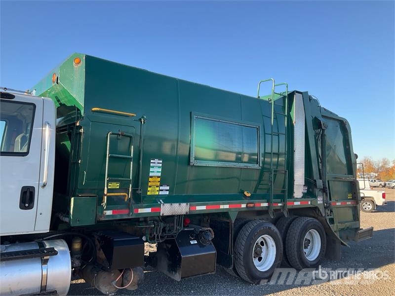 International 7400 Камиони за отпадъци