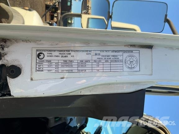 International 7400 Камиони за отпадъци