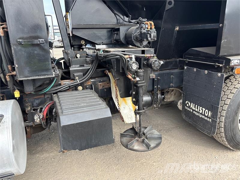 International 7400 Komunalna vozila