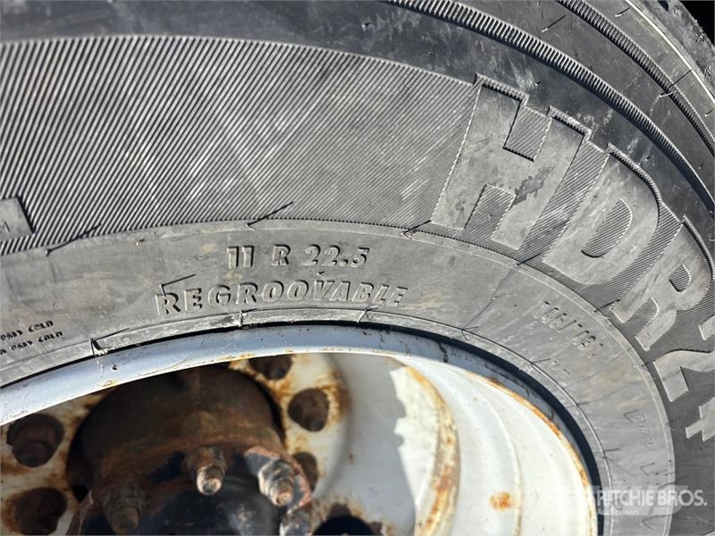 International 7400 Ūdens mašīnas
