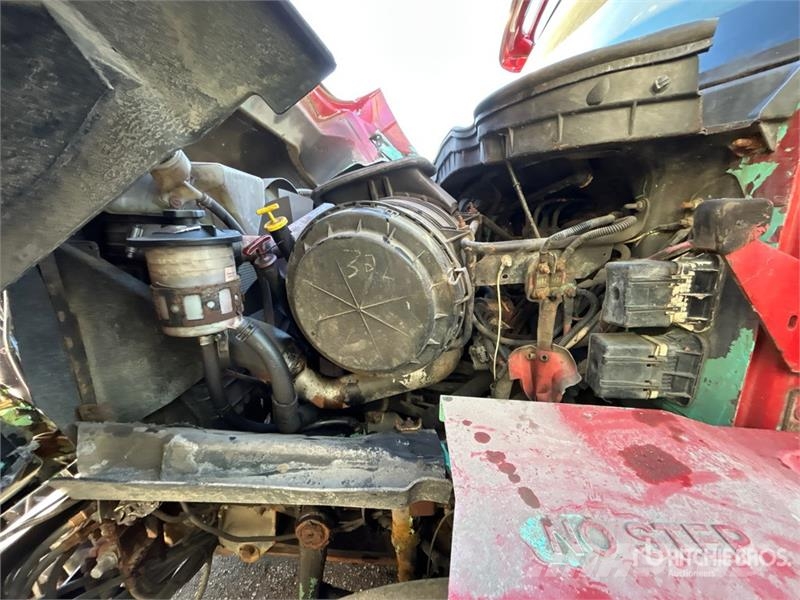 International 7400 Komunální / Multi-užitková vozidla