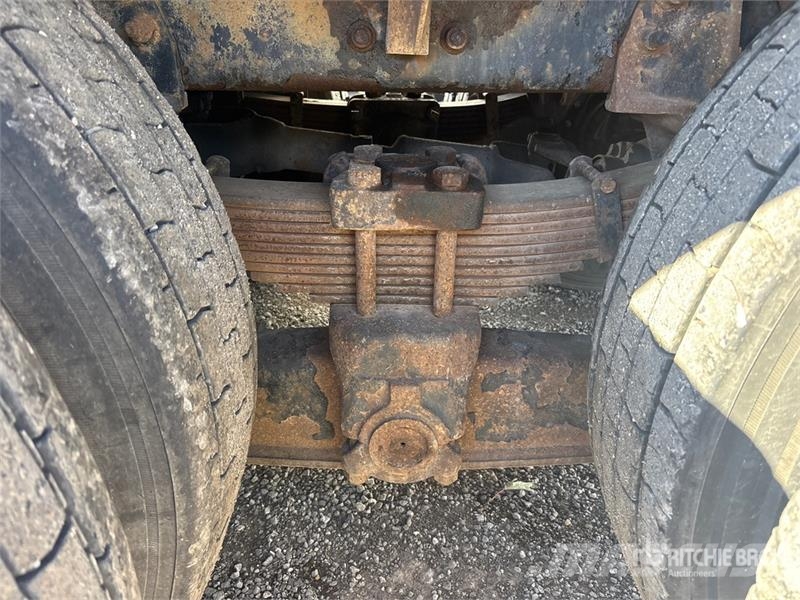 International 7400 Ūdens mašīnas
