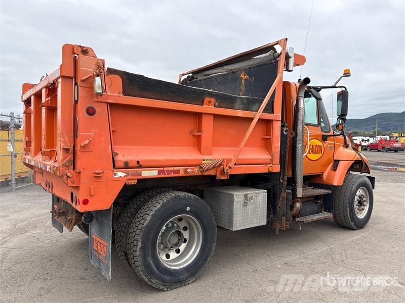 International 7400 Közúti karbantartó haszongépek