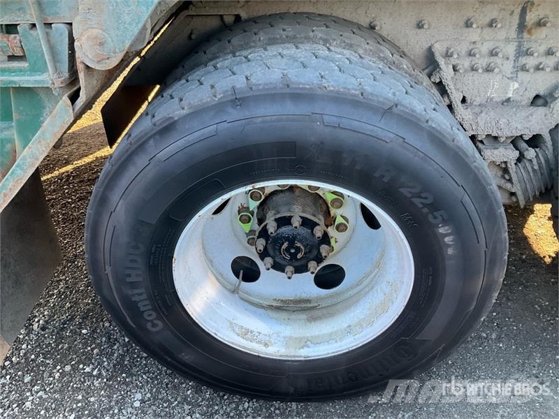 International 7400 Камиони за отпадъци