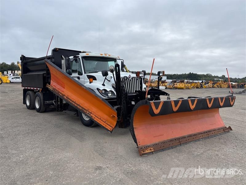 International 7400 Komunalna vozila