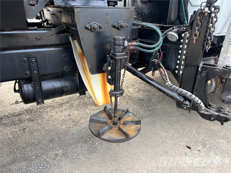 International 7400 Komunalna vozila