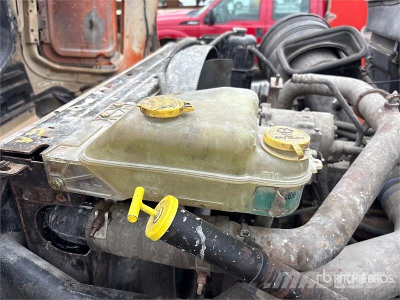 International 7400 Közúti karbantartó haszongépek