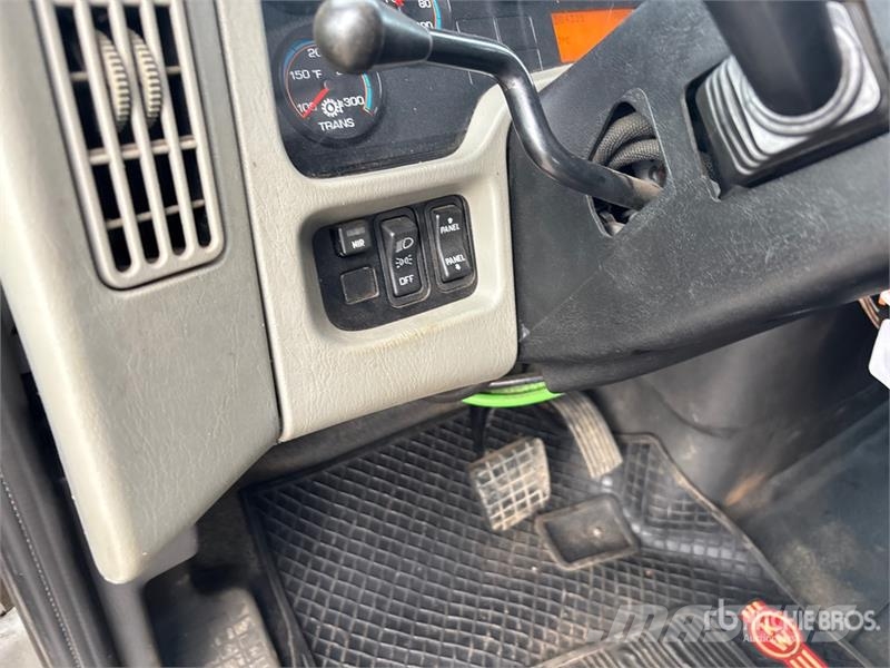 International 7400 Komunalna vozila