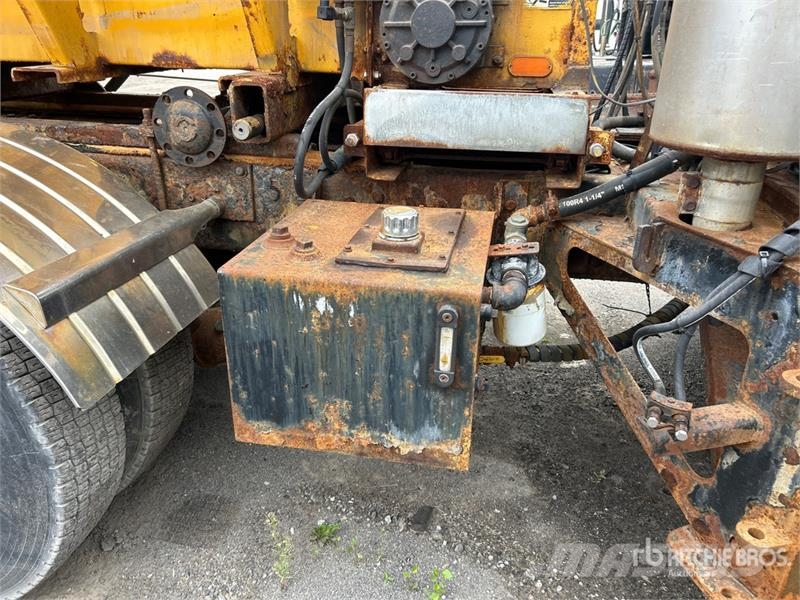International 7400 Komunalna vozila