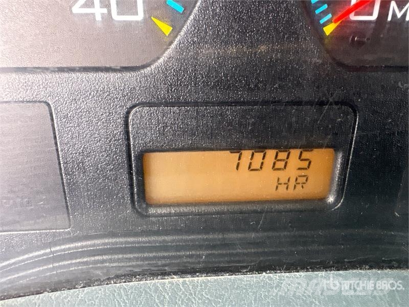 International 7400 Közúti karbantartó haszongépek