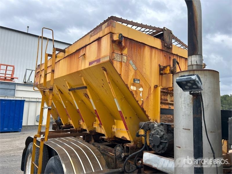 International 7400 Komunalna vozila