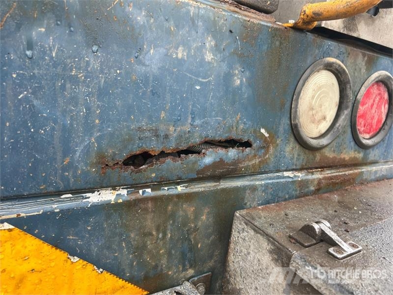 International 7400 Auto košare