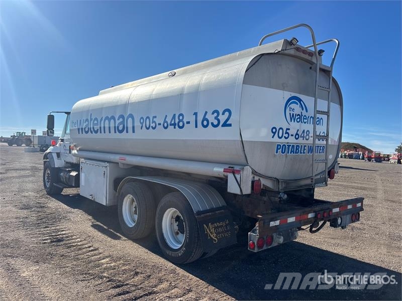 International 7400 Ūdens mašīnas