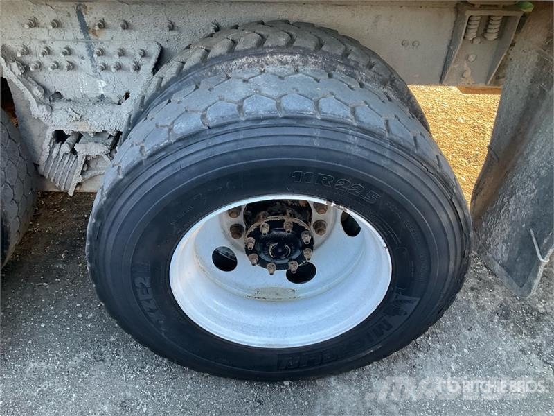 International 7400 Камиони за отпадъци