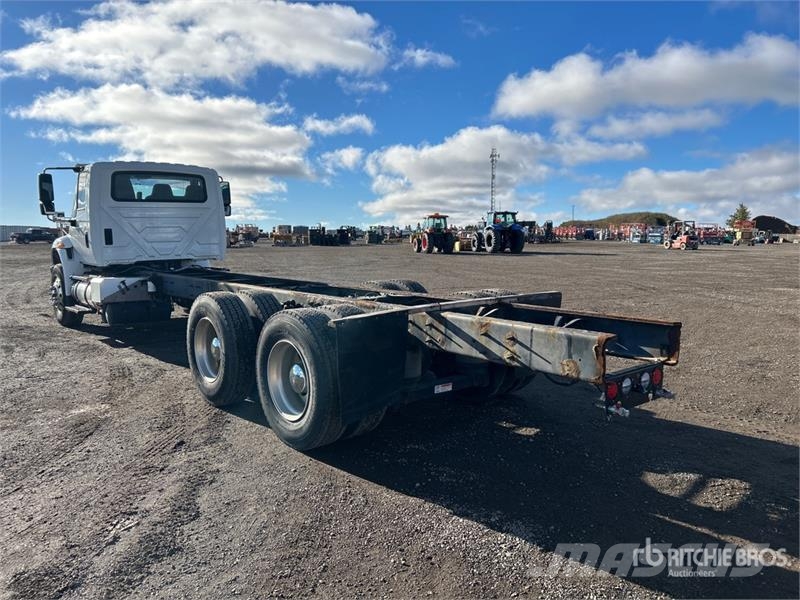 International 7400 Cabine en interieur