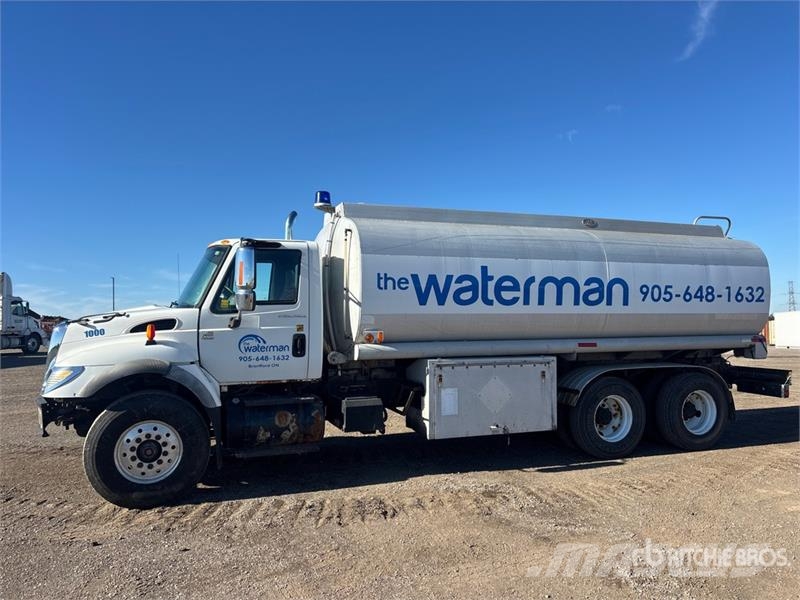 International 7400 Ūdens mašīnas