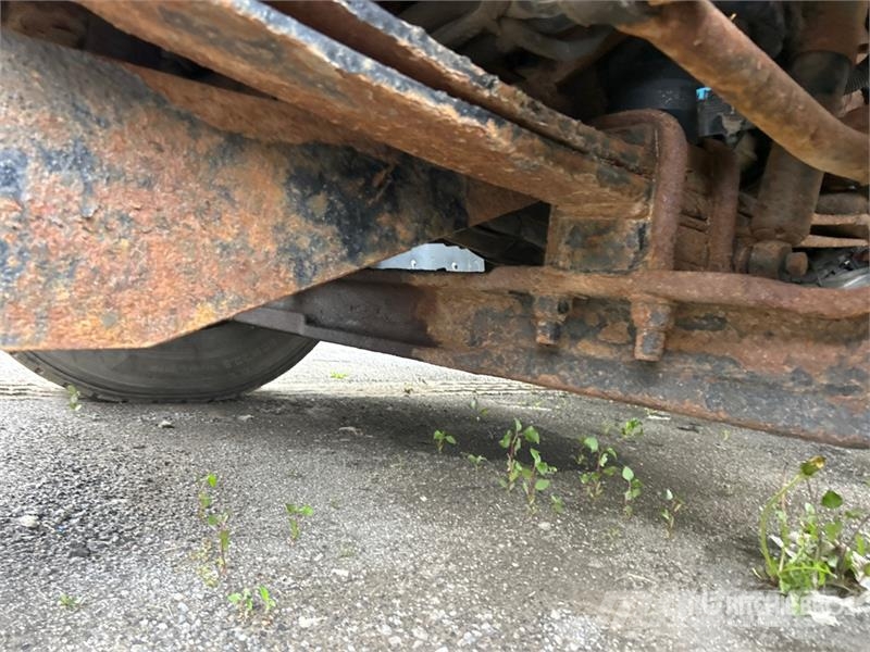 International 7400 Komunalna vozila