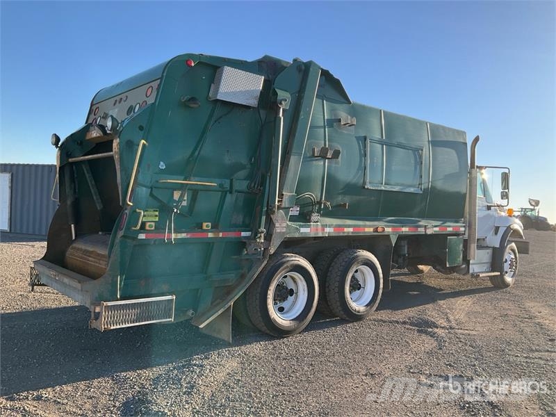 International 7400 Камиони за отпадъци