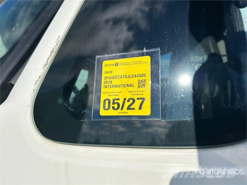 International 7400 Cabine en interieur