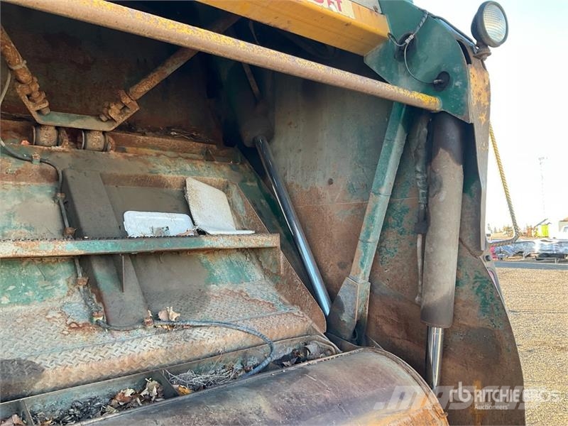 International 7400 Камиони за отпадъци