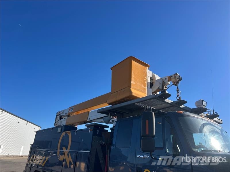 International 7400 Nostolava-autot