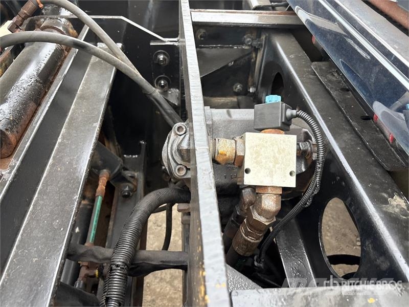 International 7400 Komunalna vozila