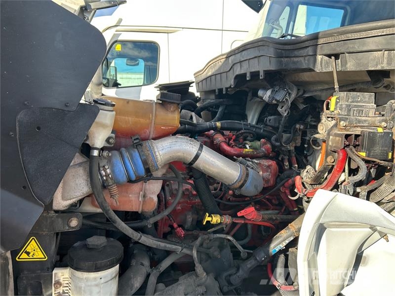 International 7400 Cabine en interieur