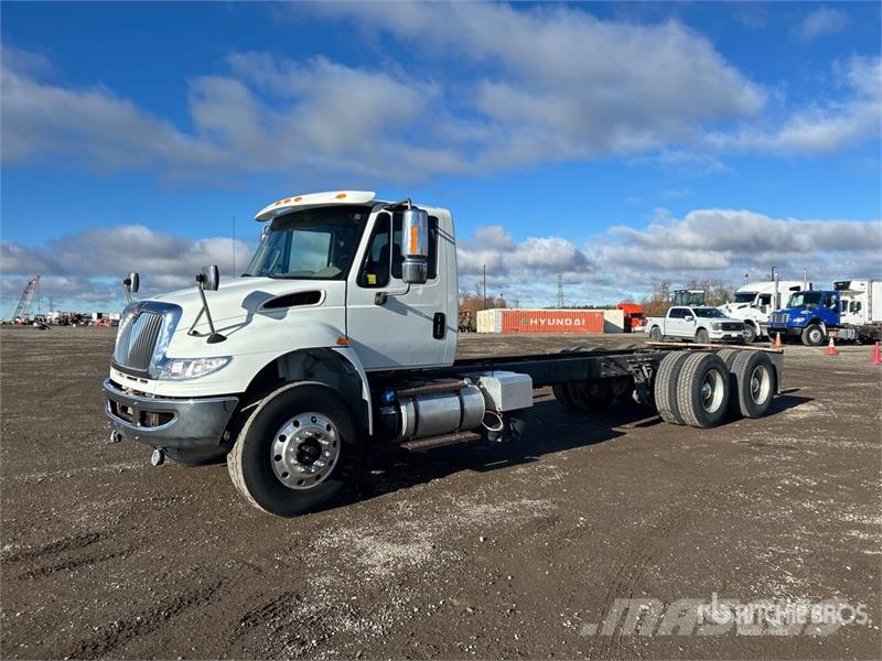 International 7400 Cabine en interieur