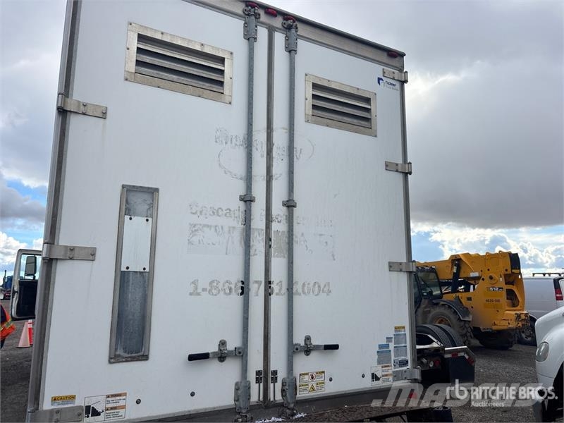 International 7400 4x2 Mobile Shredding Truck Специальные грузовики
