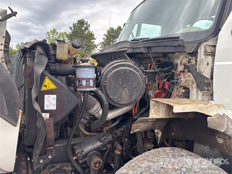 International 7500 Kabinler