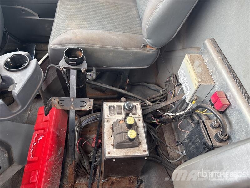 International 7500 Kabinler