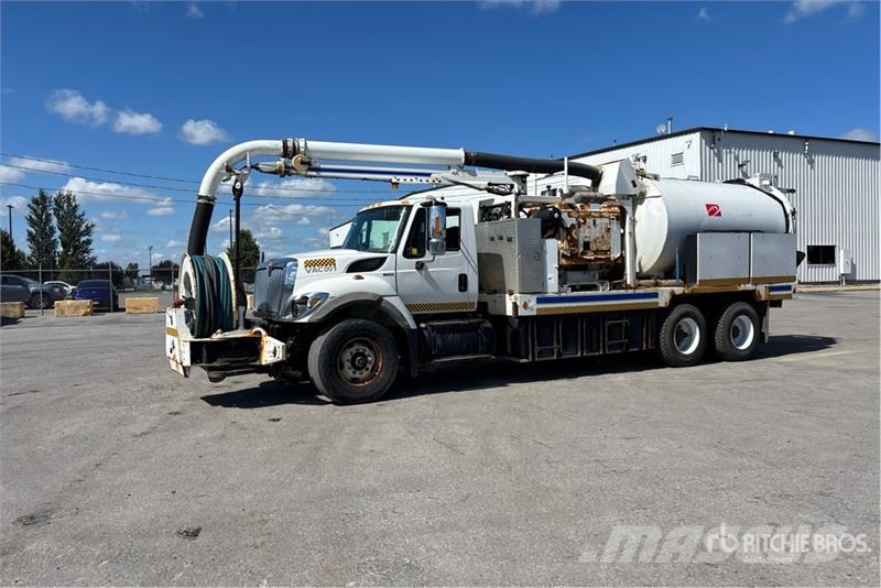 International 7500 Αποφρακτικά οχήματα