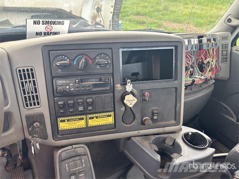 International 7500 Kabinler