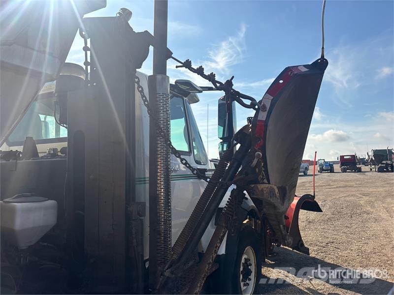 International 7500 都市/通用型車輛