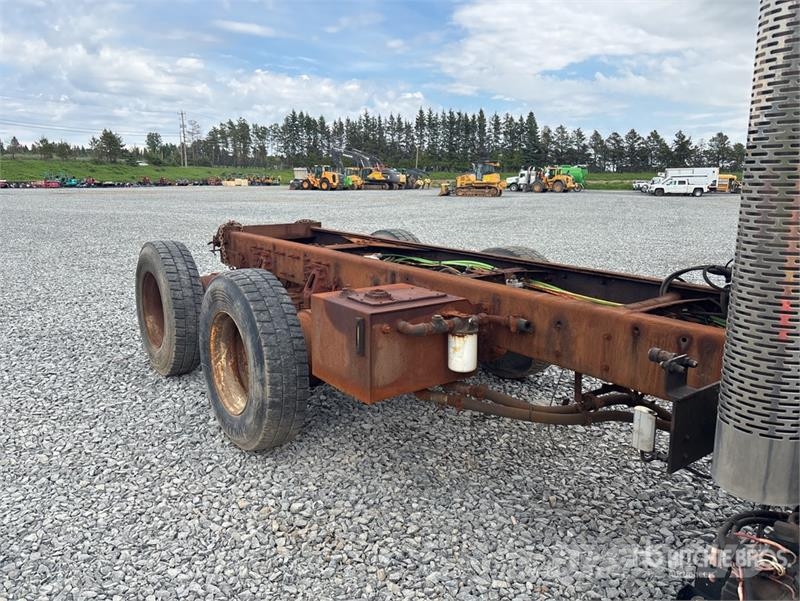 International 7500 Kabinler
