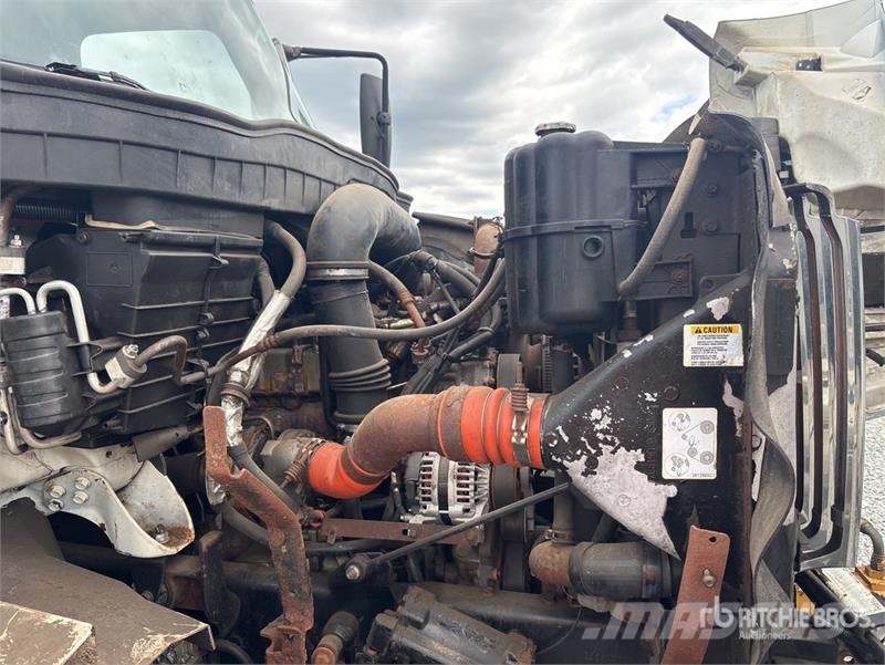 International 7500 Kabinler