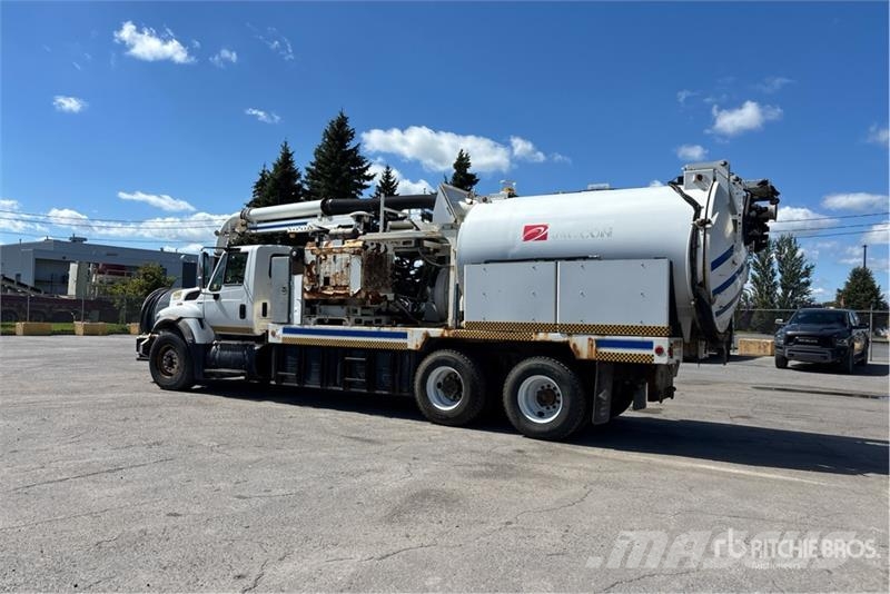International 7500 Αποφρακτικά οχήματα